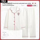 女士白色波點睡衣套裝，空氣棉絎縫家居服，長袖紐扣式寢衣，臥室休閒、慵懶時光及四季皆宜的溫暖舒適居家服
