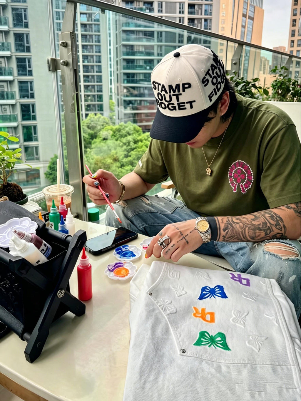 100% Cotton Heavyweight Feel! Retro Vibe Rhinestone Horseshoe T Shirt Men's Summer Boxy Fit Loose Streetwear Unisex Top